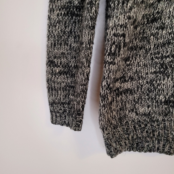 Knit Panda Sweater (Medium) - Black & Grey - Picture 7 of 9